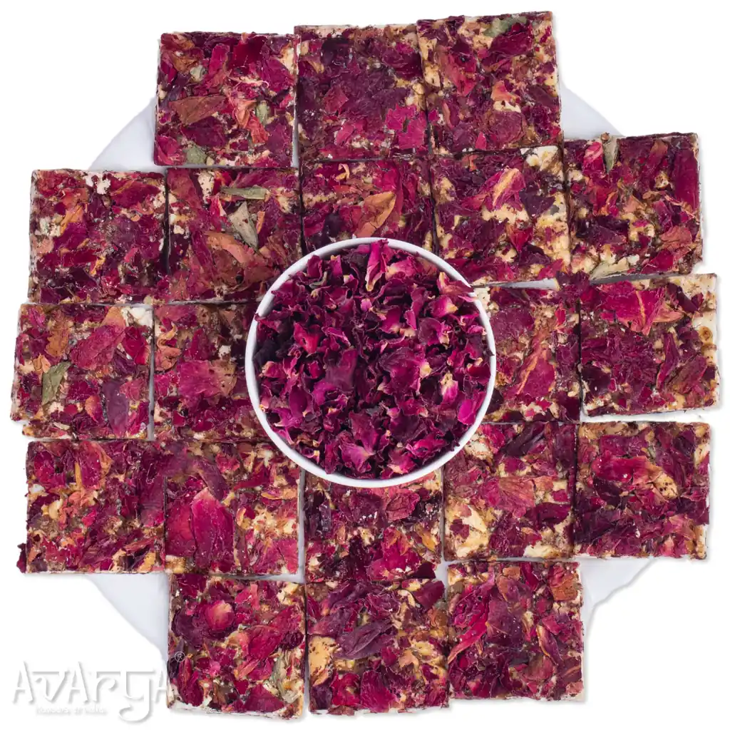 Thin Cashew Rose Chikki